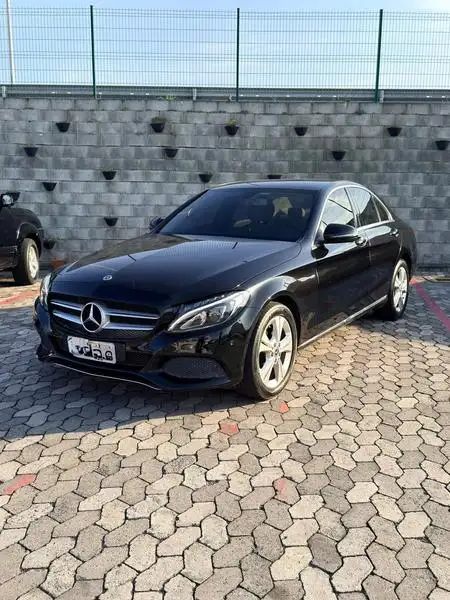 Mercedes-Benz C-180 AVANTGARDE 2018